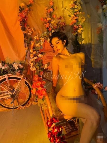 抖音网红 妮是老虎 推特大尺度视图合集 [725P+23V/2.02G]-资源巴士